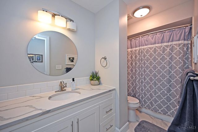 124 Pheasantlake Drive, Loveland, OH 45140