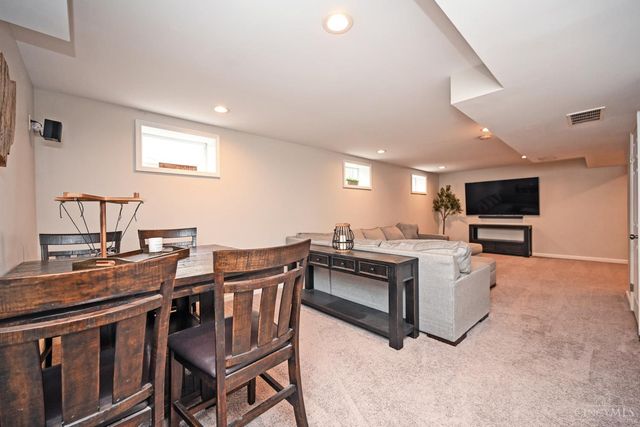 124 Pheasantlake Drive, Loveland, OH 45140