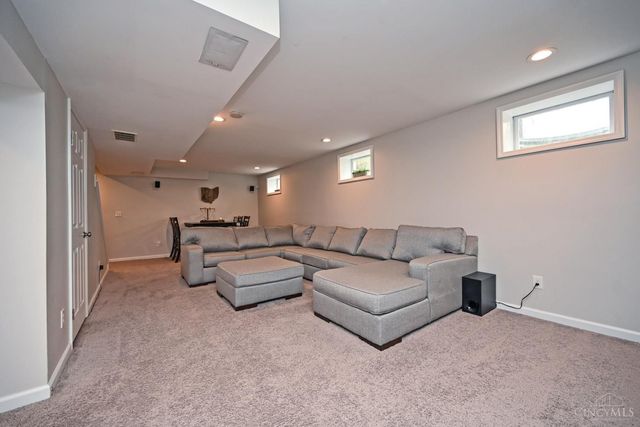 124 Pheasantlake Drive, Loveland, OH 45140