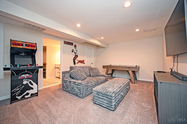 124 Pheasantlake Drive, Loveland, OH 45140