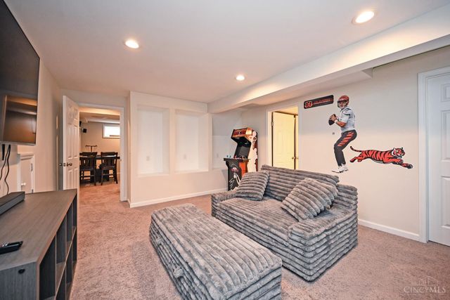 124 Pheasantlake Drive, Loveland, OH 45140