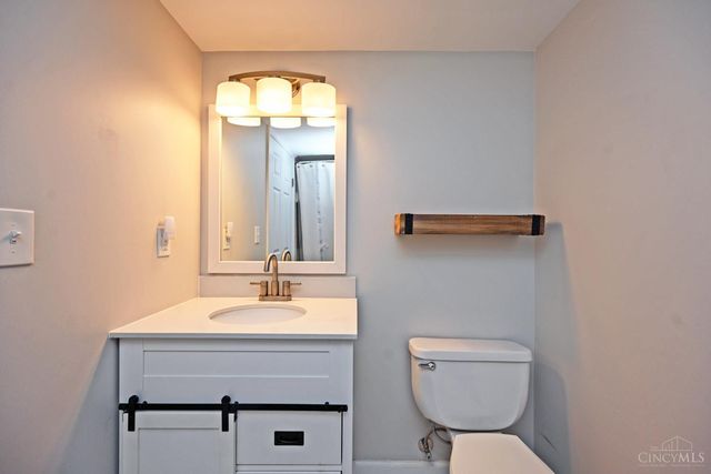 124 Pheasantlake Drive, Loveland, OH 45140