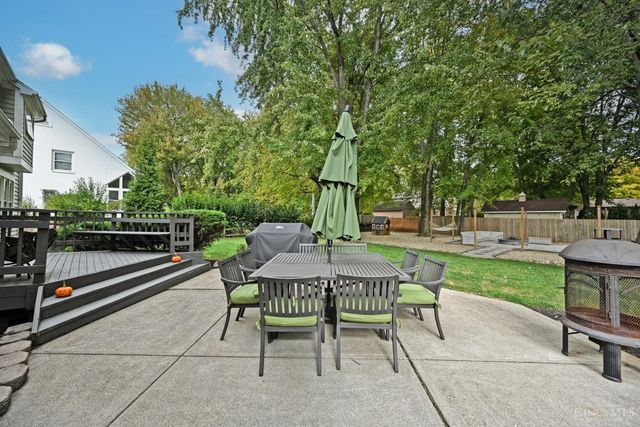 124 Pheasantlake Drive, Loveland, OH 45140