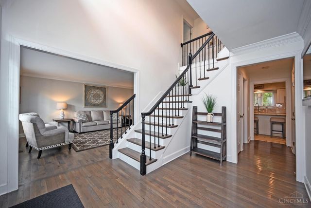 124 Pheasantlake Drive, Loveland, OH 45140