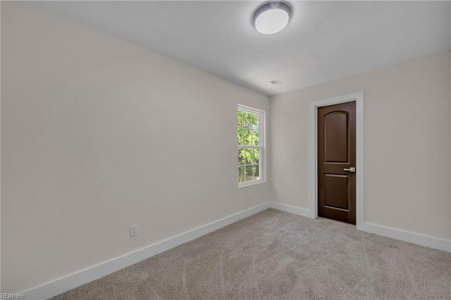 213 N 5th ST, Suffolk, VA 23434