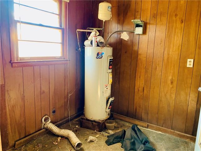 738 Burns Road, Carrollton, GA 30117