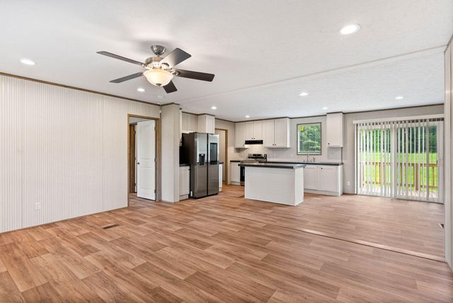 399 County Road 784a, Etowah, TN 37331