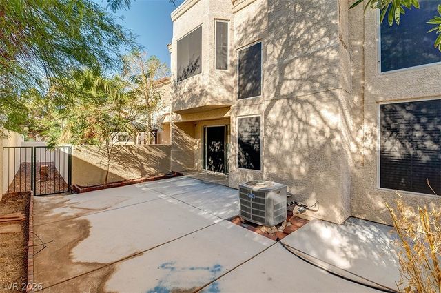 2641 Golden Sands Drive, Las Vegas, NV 89128