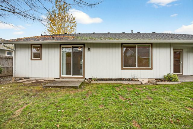 1409 George Tweed Boulevard, Grants Pass, OR 97527