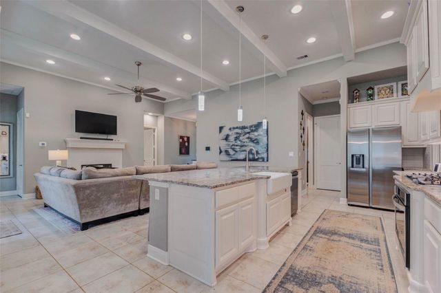 10206 Heritage Ranch Road, Conroe, TX 77303