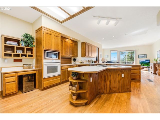 31805 Ne WILSONVILLE Rd, Newberg, OR 97132