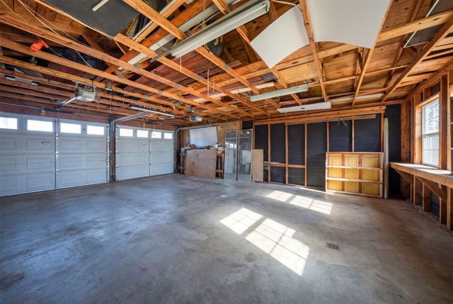 312 E Ellen Avenue, Hurst, TX 76053