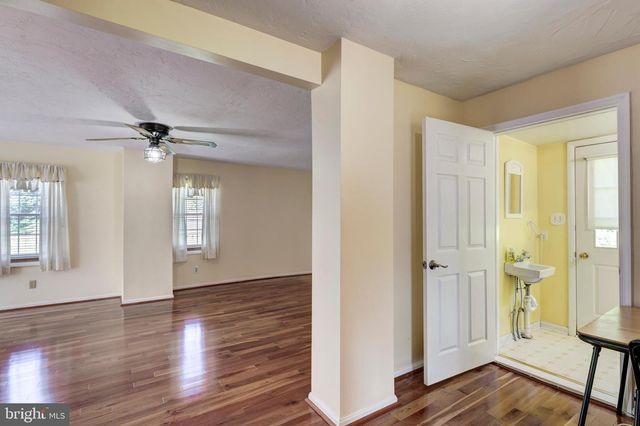 5100 SHAFFER MILL RD, Manchester, MD 21102