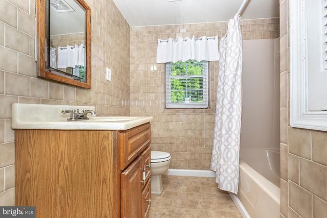 5100 SHAFFER MILL RD, Manchester, MD 21102