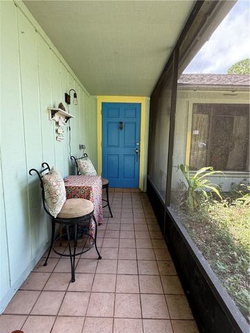 945 33rd Avenue SW, Vero Beach, FL 32968