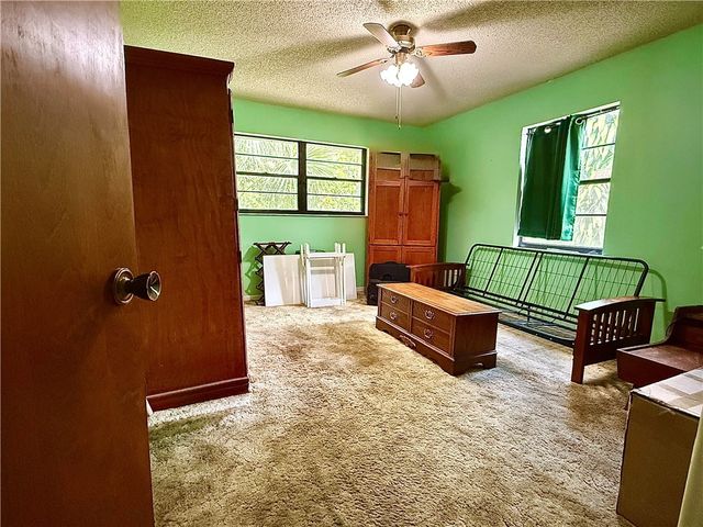 945 33rd Avenue SW, Vero Beach, FL 32968