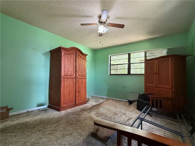 945 33rd Avenue SW, Vero Beach, FL 32968