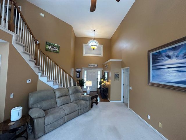 1710 Rockwater Lane, Kearney, MO 64060