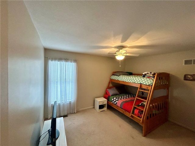 1710 Rockwater Lane, Kearney, MO 64060