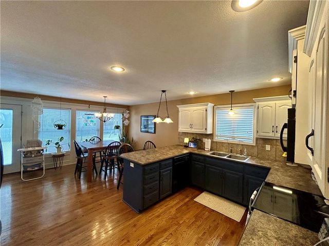 1710 Rockwater Lane, Kearney, MO 64060