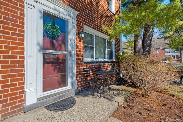 9 Geneva Road 9, Ossining, NY 10562