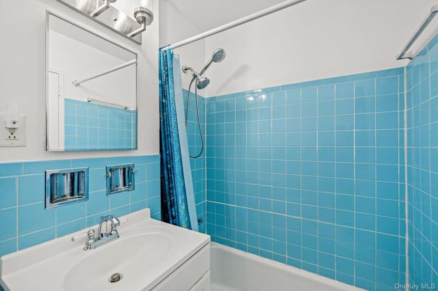 9 Geneva Road 9, Ossining, NY 10562