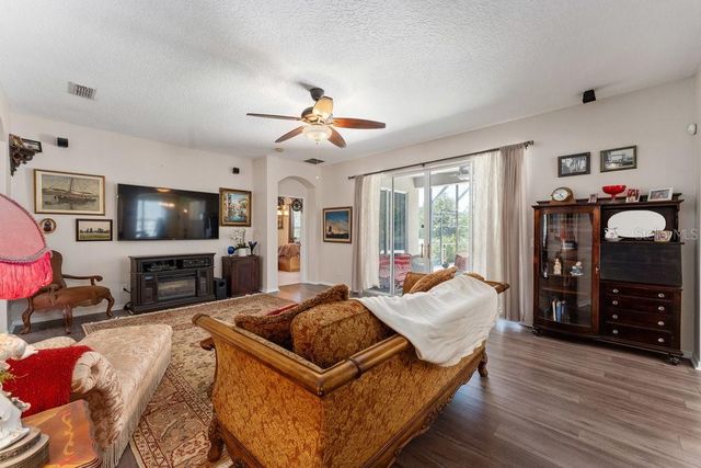 3463 CREEK RUN LANE, Eustis, FL 32736