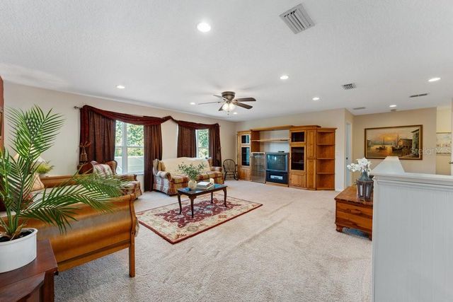 3463 CREEK RUN LANE, Eustis, FL 32736