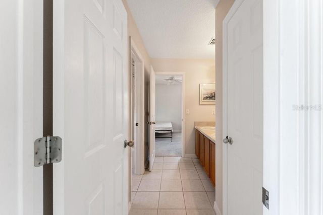 3463 CREEK RUN LANE, Eustis, FL 32736