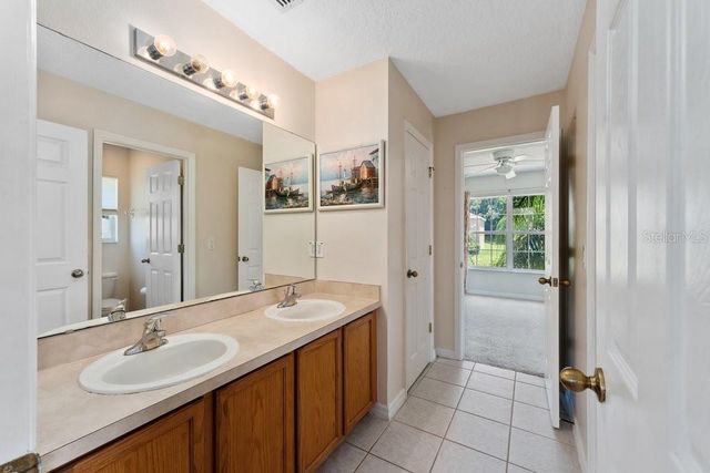 3463 CREEK RUN LANE, Eustis, FL 32736