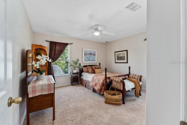 3463 CREEK RUN LANE, Eustis, FL 32736