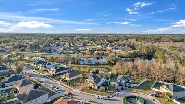 3463 CREEK RUN LANE, Eustis, FL 32736