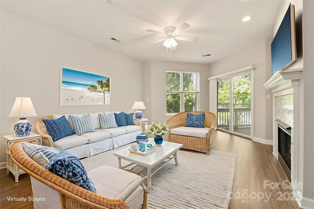 714 Northeast Drive 53, Davidson, NC 28036