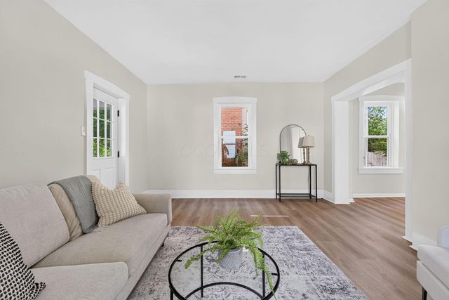 73 Campbell Street, Delaware, OH 43015