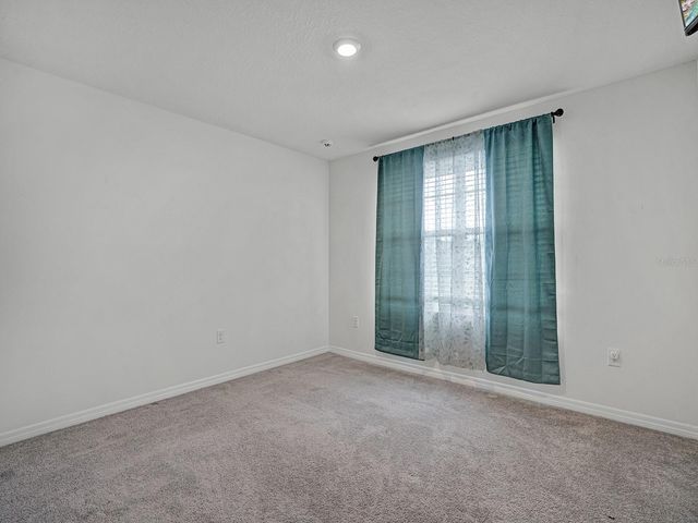 7850 SAIL CLOVER LANE, Zephyrhills, FL 33540
