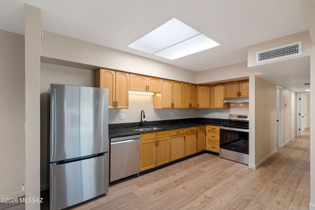 285 S Kolb Rd Unit 10, Tucson, AZ 85710