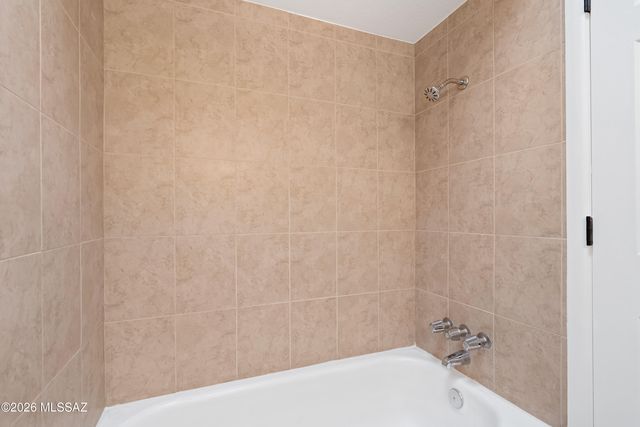 285 S Kolb Rd Unit 10, Tucson, AZ 85710