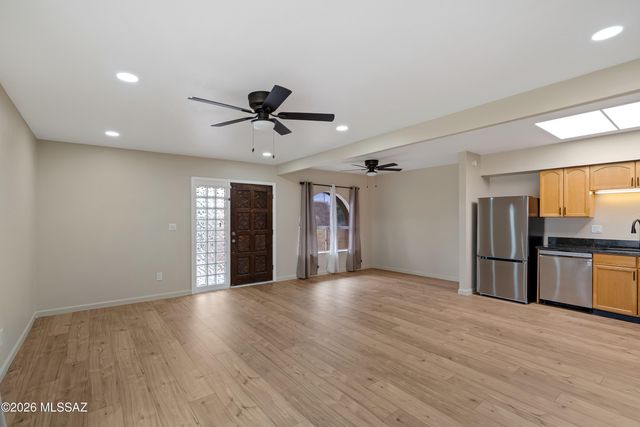 285 S Kolb Rd Unit 10, Tucson, AZ 85710