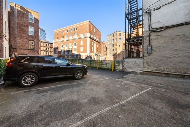 5-7 Jerusalem Pl 5-7, Boston, MA 02113