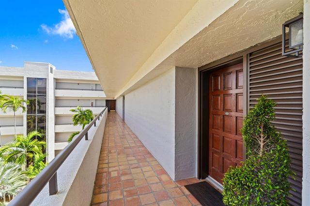 23200 Camino Del Mar 603, Boca Raton, FL 33433