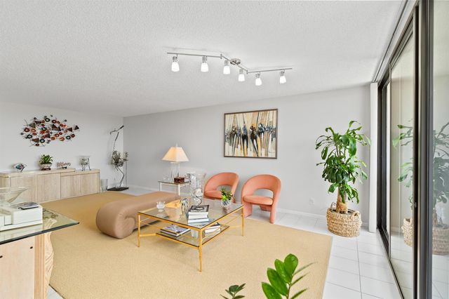 23200 Camino Del Mar 603, Boca Raton, FL 33433