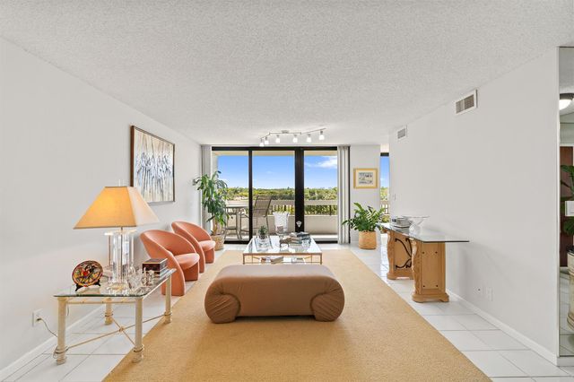 23200 Camino Del Mar 603, Boca Raton, FL 33433