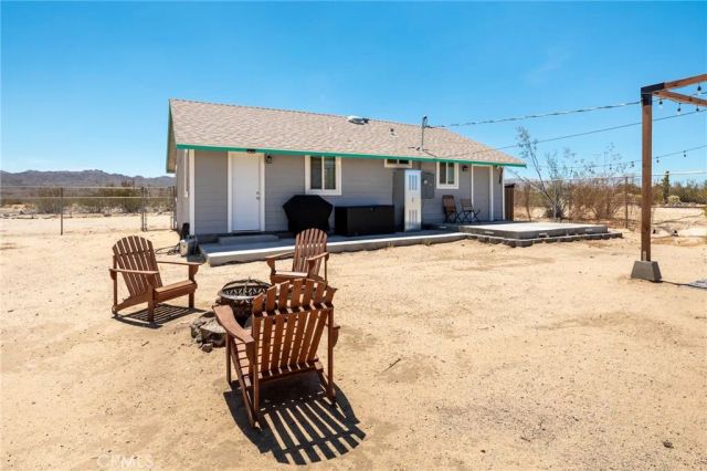 65076 E Broadway, Joshua Tree, CA 92252