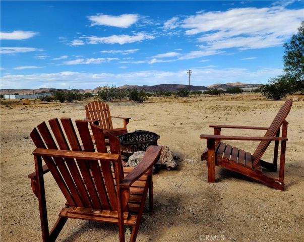 65076 E Broadway, Joshua Tree, CA 92252