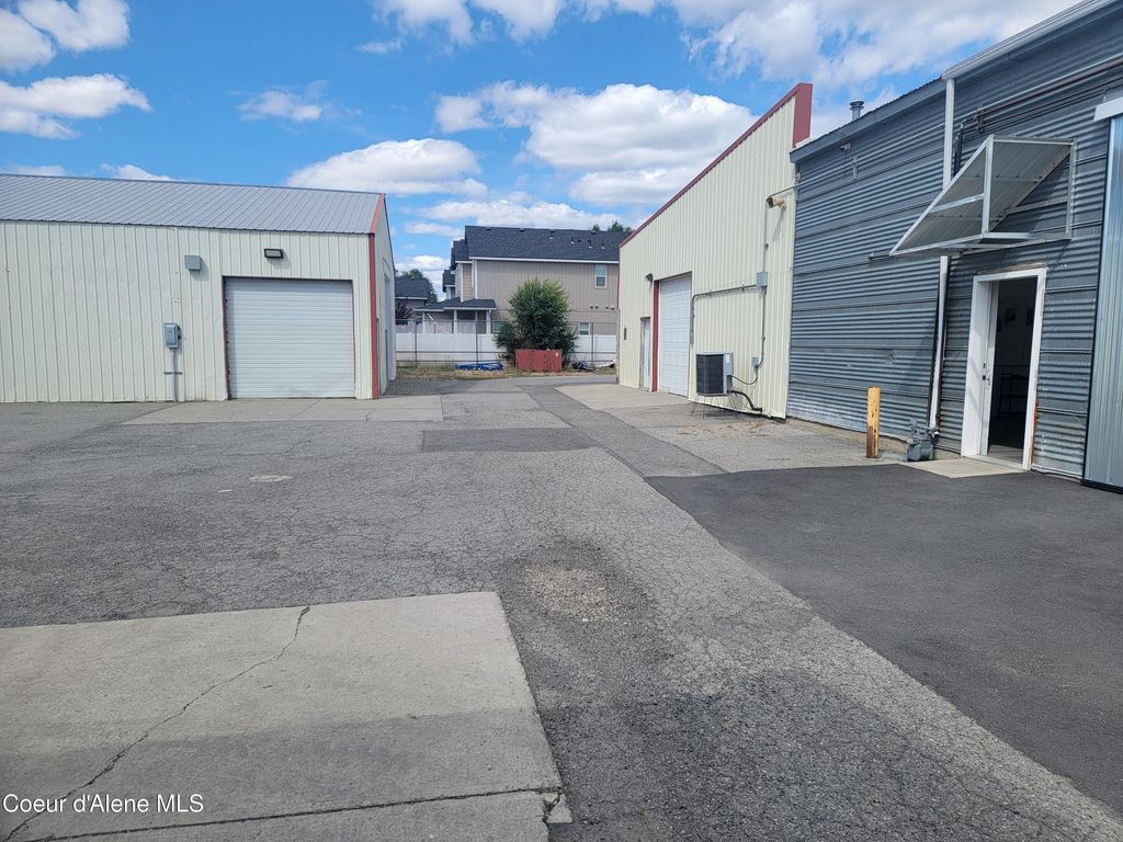 17809 E Appleway Ave, Greenacres, WA 99016 photo 8