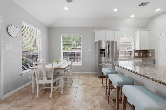 82 S Rocky Point Circle, The Woodlands, TX 77389