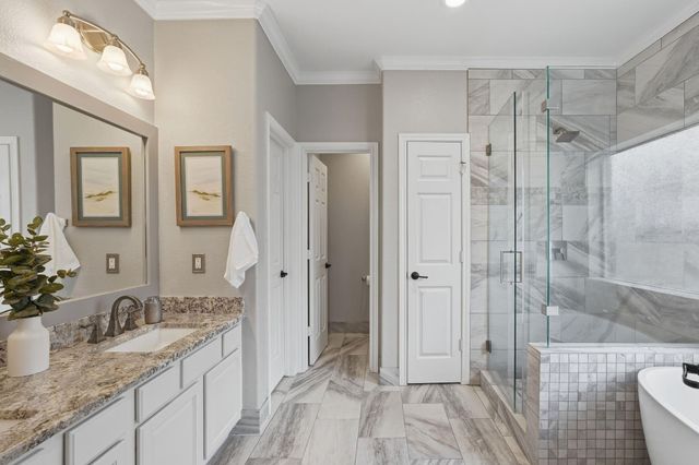 82 S Rocky Point Circle, The Woodlands, TX 77389