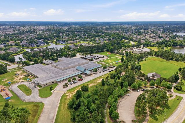 82 S Rocky Point Circle, The Woodlands, TX 77389