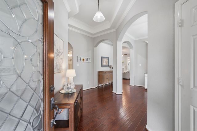 82 S Rocky Point Circle, The Woodlands, TX 77389
