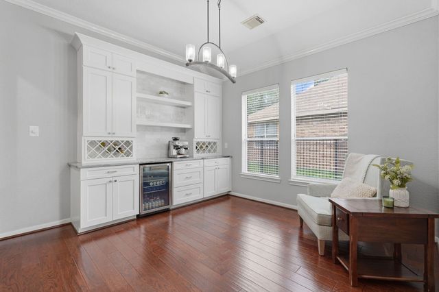 82 S Rocky Point Circle, The Woodlands, TX 77389